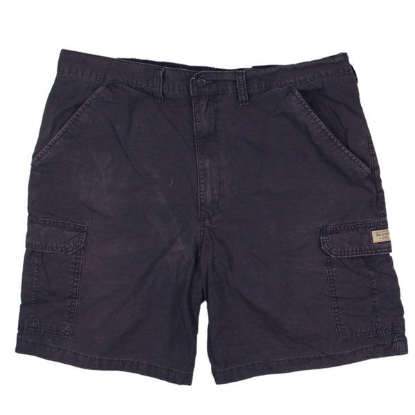 Vintage Wrangler Men's Blue Cargo Pocket Shorts Size 40 90s Style