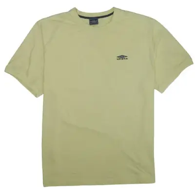 Umbro Pale Yellow T Shirt Women’s XXLarge Small Printed Chest Logo Cas